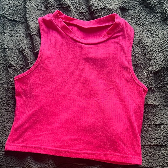 Hot pink tank top - Picture 1 of 2